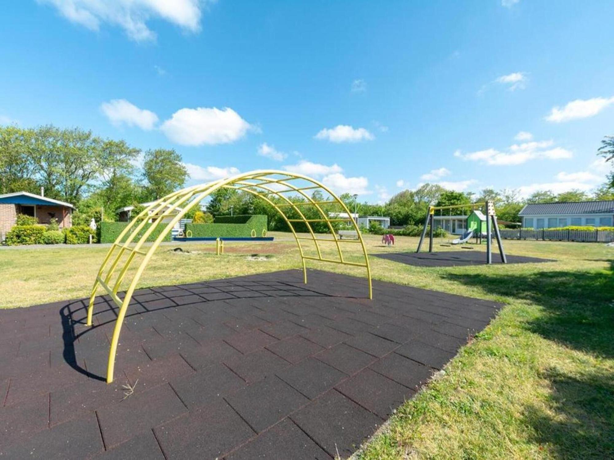 Holiday Home With Fabulous Garden Sint Maartensvlotbrug Zewnętrze zdjęcie